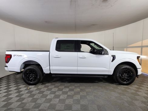 New 2025 Ford F150 XLT w/ Equipment Group 302A MID image 8