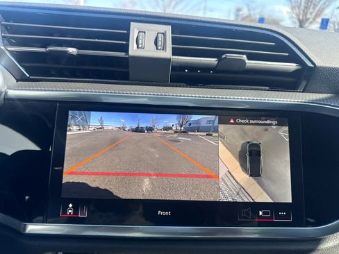 Used 2023 Audi Q3 2.0T Premium Plus w/ Premium Plus Package image 11