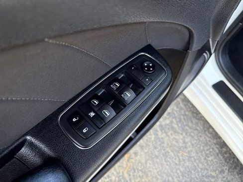 Used 2019 Dodge Charger GT RWD image 11