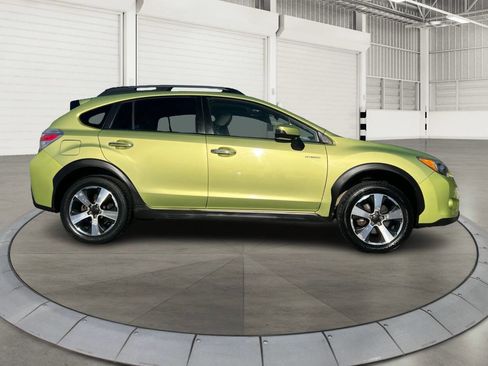 Used 2015 Subaru Crosstrek Touring image 2