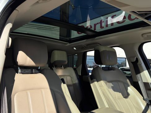 Used 2022 Land Rover Range Rover Sport HSE Silver Edition image 28