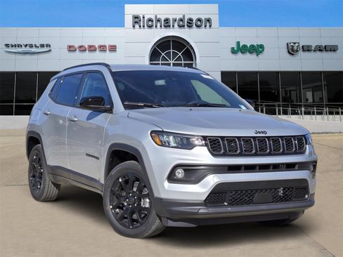 New 2026 Jeep Compass Latitude image 1