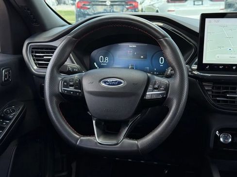 Used 2023 Ford Escape ST-Line Select w/ Tech Pack #2 AWD/4WD image 5
