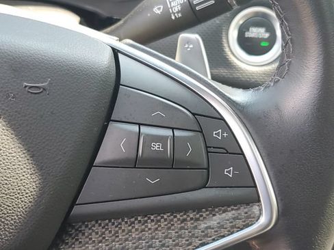 Certified 2024 Cadillac XT5 Sportv w/ LPO, Floor Liner Package AWD/4WD image 20