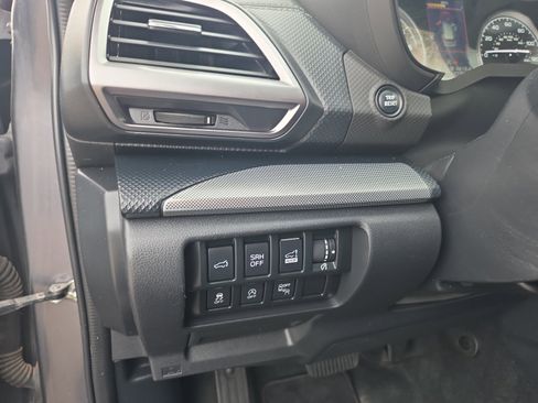 Used 2020 Subaru Forester Limited image 22