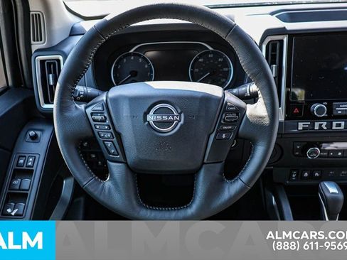 Certified 2025 Nissan Frontier SV w/ SV Convenience Package image 29