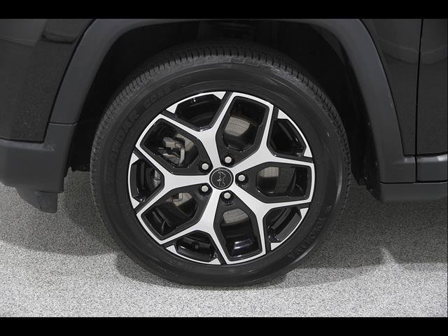 Used 2025 Jeep Compass Limited AWD/4WD image 22