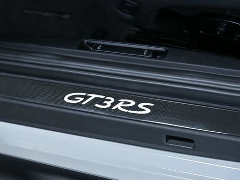 Used 2019 Porsche 911 GT3 RS RWD image 37