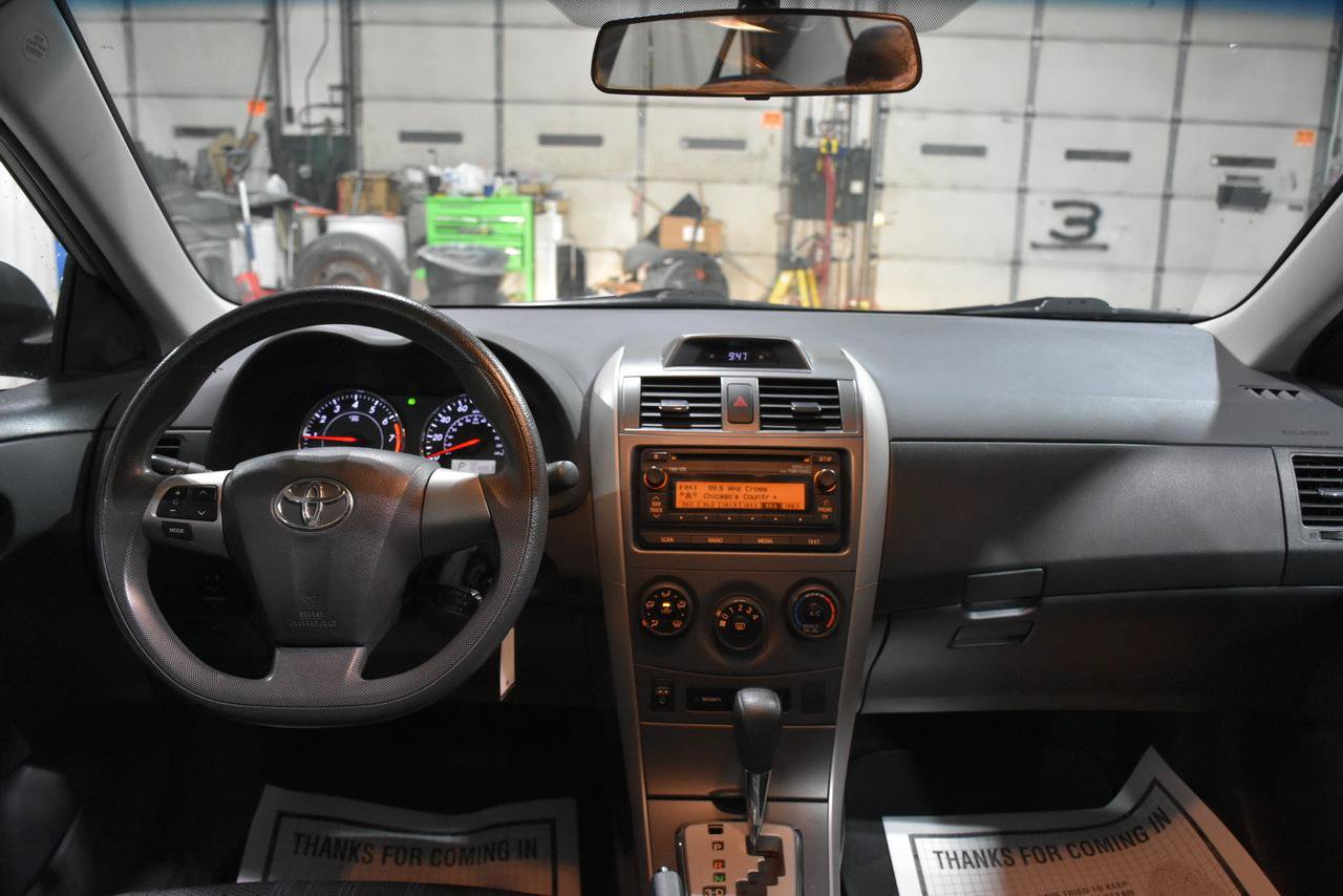 Used 2012 Toyota Corolla S FWD image 36