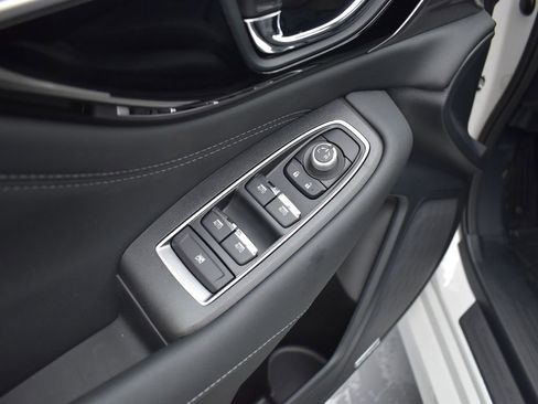 New 2025 Subaru Legacy Limited image 9