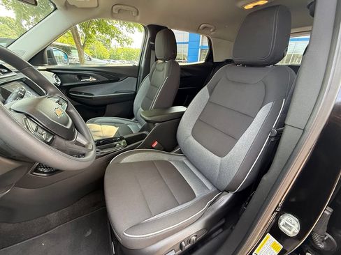 Used 2023 Chevrolet TrailBlazer LT w/ Convenience Package AWD/4WD image 22