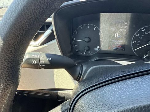 Used 2024 Toyota Corolla LE FWD image 29