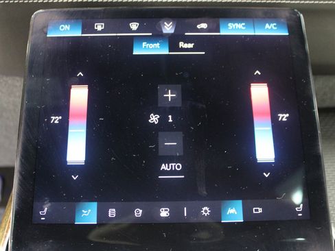 Certified 2025 Cadillac Escalade ESV Sport Platinum image 44