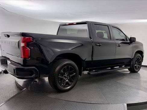 Used 2025 Chevrolet Silverado 1500 RST RWD image 9