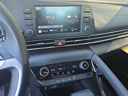 New 2026 Hyundai Elantra Blue image 20