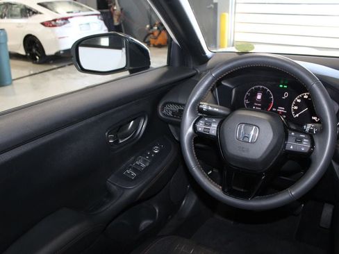 Used 2024 Honda HR-V Sport image 21