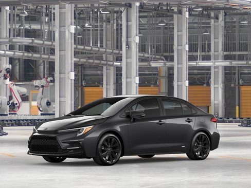 New 2026 Toyota Corolla SE AWD/4WD image 2