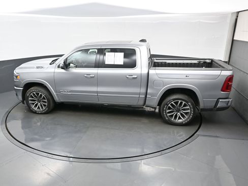 Used 2025 RAM 1500 Limited AWD/4WD image 34