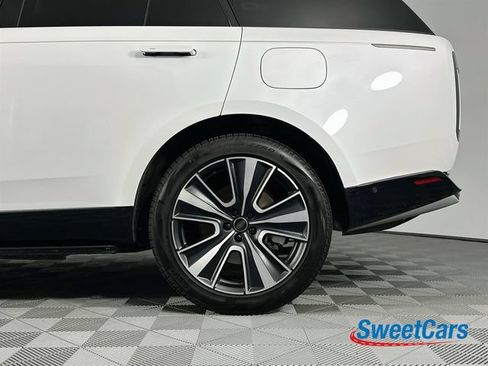 Used 2025 Land Rover Range Rover SE AWD/4WD image 48
