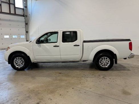 Used 2017 Nissan Frontier SV AWD/4WD image 12