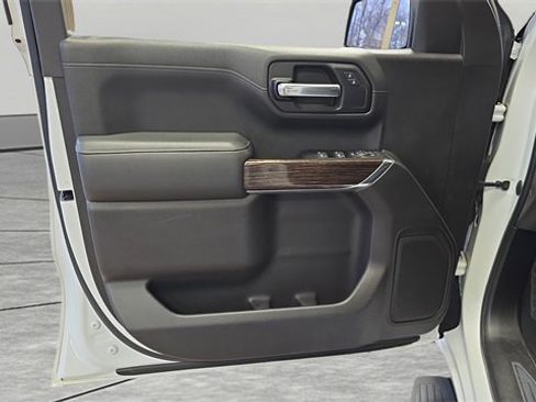 Used 2019 GMC Sierra 1500 SLE w/ SLE Value Package image 26