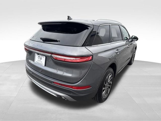 Used 2021 Lincoln Corsair AWD w/ Equipment Group 101A image 8