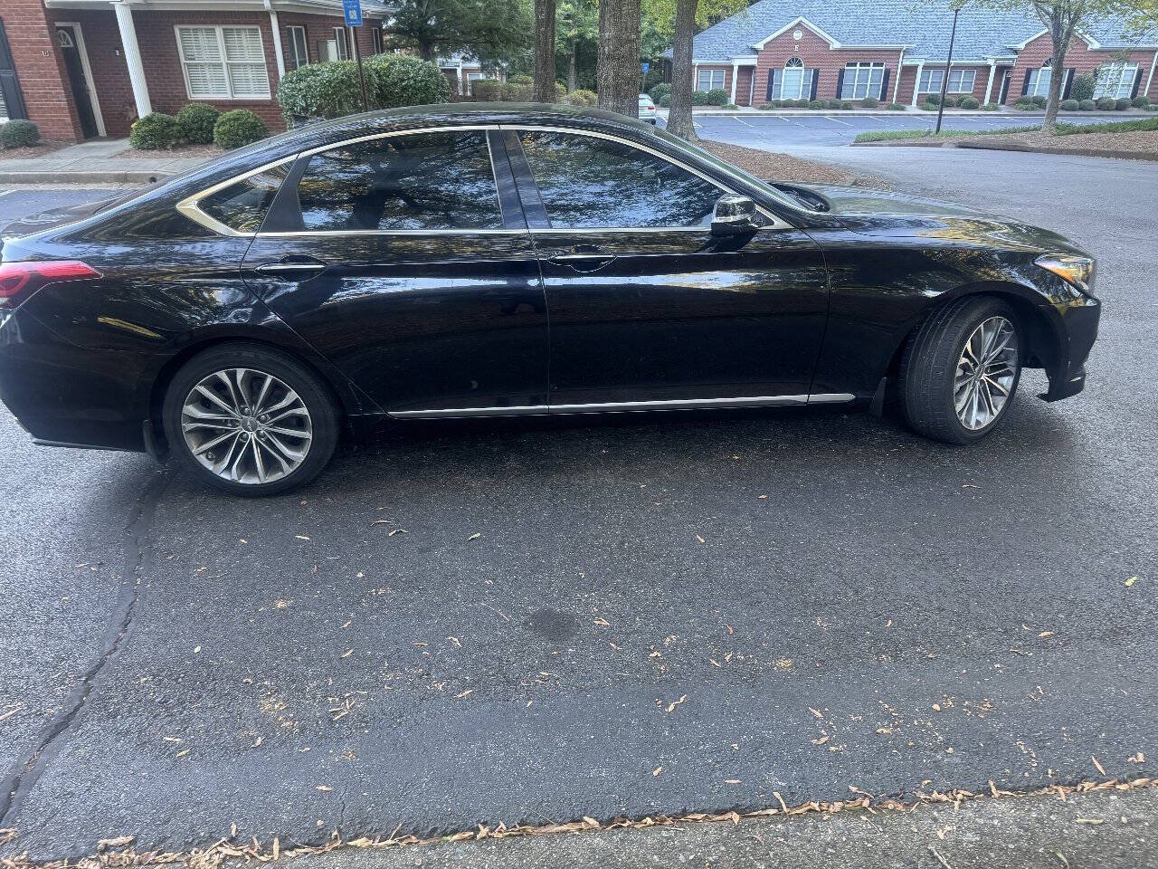 Used 2015 Hyundai Genesis 3.8 RWD image 7
