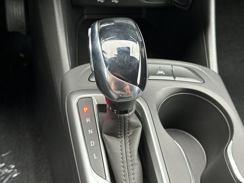 New 2026 Buick Envista Sport Touring FWD image 21