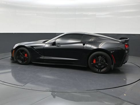 Used 2016 Chevrolet Corvette Stingray Coupe w/ Battery Protection Package RWD image 2
