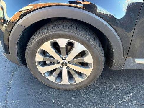 Used 2022 Kia Telluride S AWD/4WD image 2