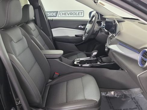 New 2026 Chevrolet Trax LT w/ Driver Confidence Package FWD image 16