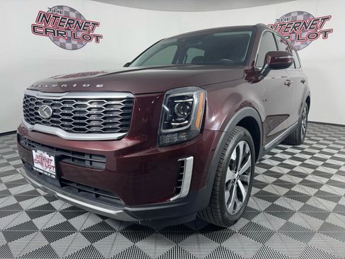 Used 2020 Kia Telluride S image 3