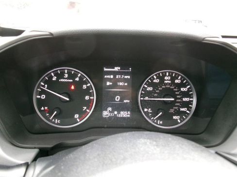 Used 2025 Subaru Crosstrek 2.5i Premium AWD/4WD image 16