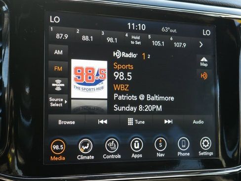 Used 2022 Jeep Grand Cherokee Laredo X image 17