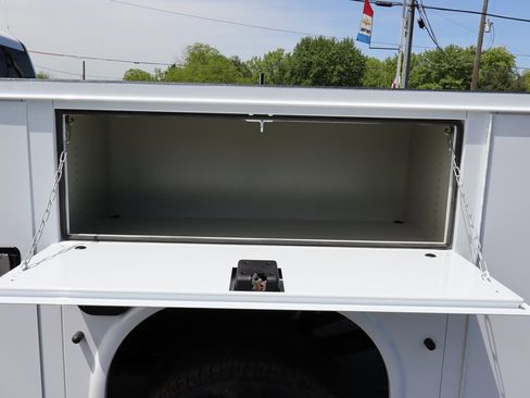 New 2025 Chevrolet Silverado 3500 LT w/ Convenience Package image 4