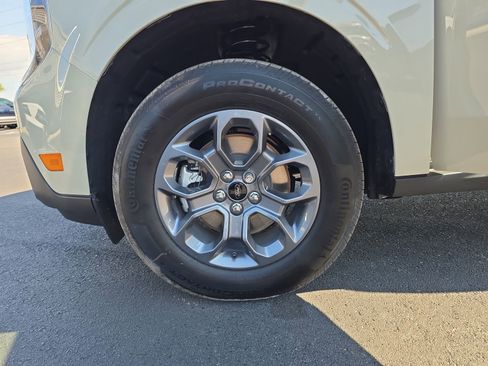 New 2025 Ford Maverick XLT w/ XLT Luxury Package image 26