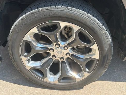 Used 2021 RAM 1500 Limited AWD/4WD image 12