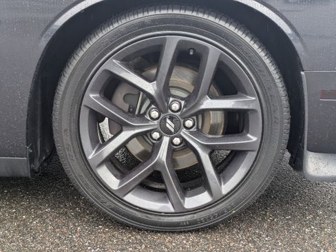 Used 2019 Dodge Challenger R/T w/ Blacktop Package image 11