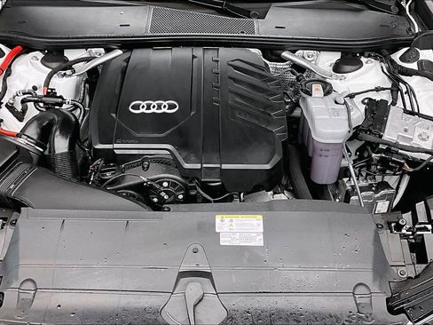 Certified 2025 Audi A6 2.0T Premium w/ Convenience Plus Package image 30
