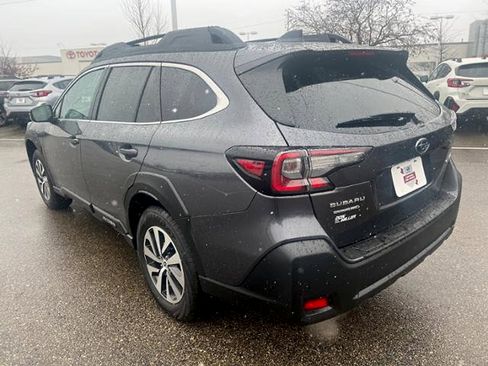 Certified 2025 Subaru Outback Premium AWD/4WD image 4