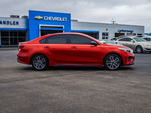 Used 2023 Kia Forte GT-Line w/ GT-Line Premium Package FWD image 8