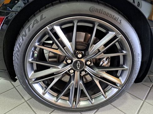 Used 2023 Chevrolet Camaro ZL1 RWD image 18