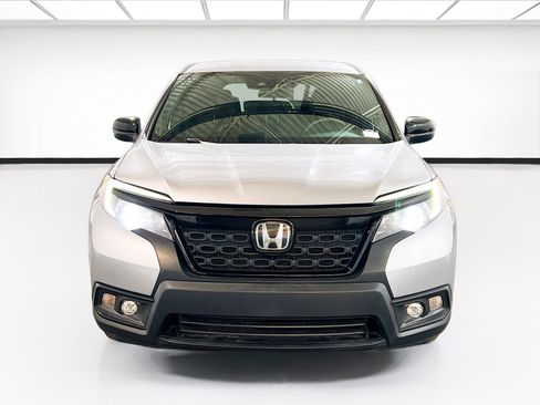 Used 2021 Honda Passport Sport image 2