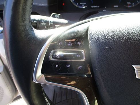 Used 2018 Cadillac Escalade ESV Luxury image 19