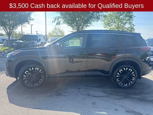 New 2026 Nissan Rogue SV FWD image 4