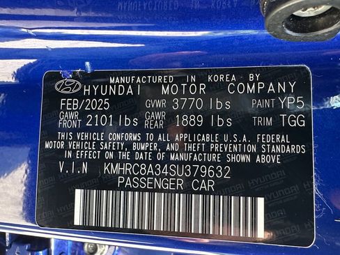Used 2025 Hyundai Venue SEL FWD image 16