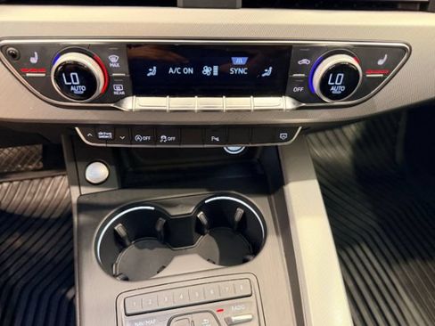 Used 2017 Audi A4 2.0T Ultra Premium Plus w/ Premium Plus Package FWD image 27