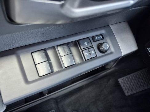 Used 2025 Toyota Tundra Limited image 13