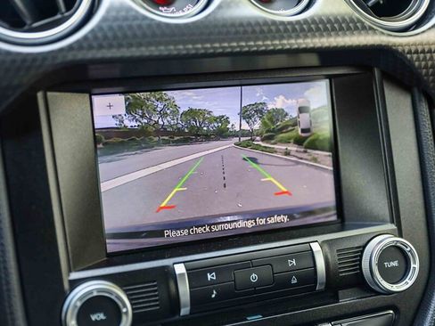 Used 2020 Ford Mustang GT Premium w/ GT Performance Package RWD image 32