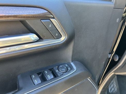 Used 2023 Chevrolet Silverado 1500 LT image 24